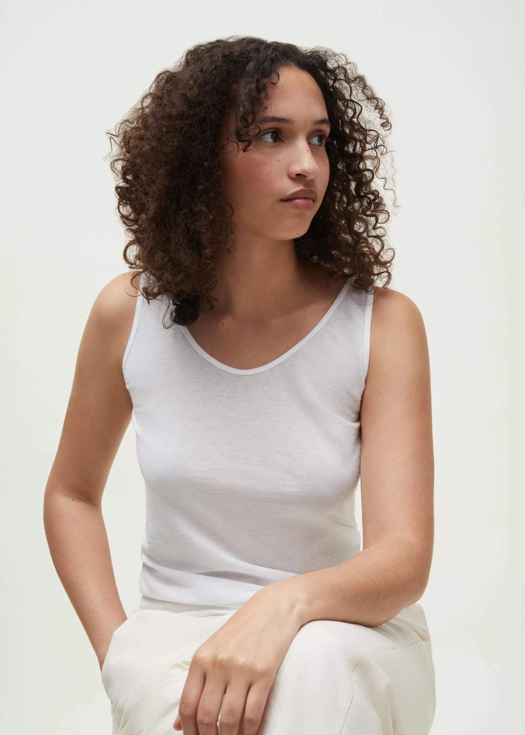 T-Shirts & Tops<aiayu Gentle cashmere tank Pure Ecru