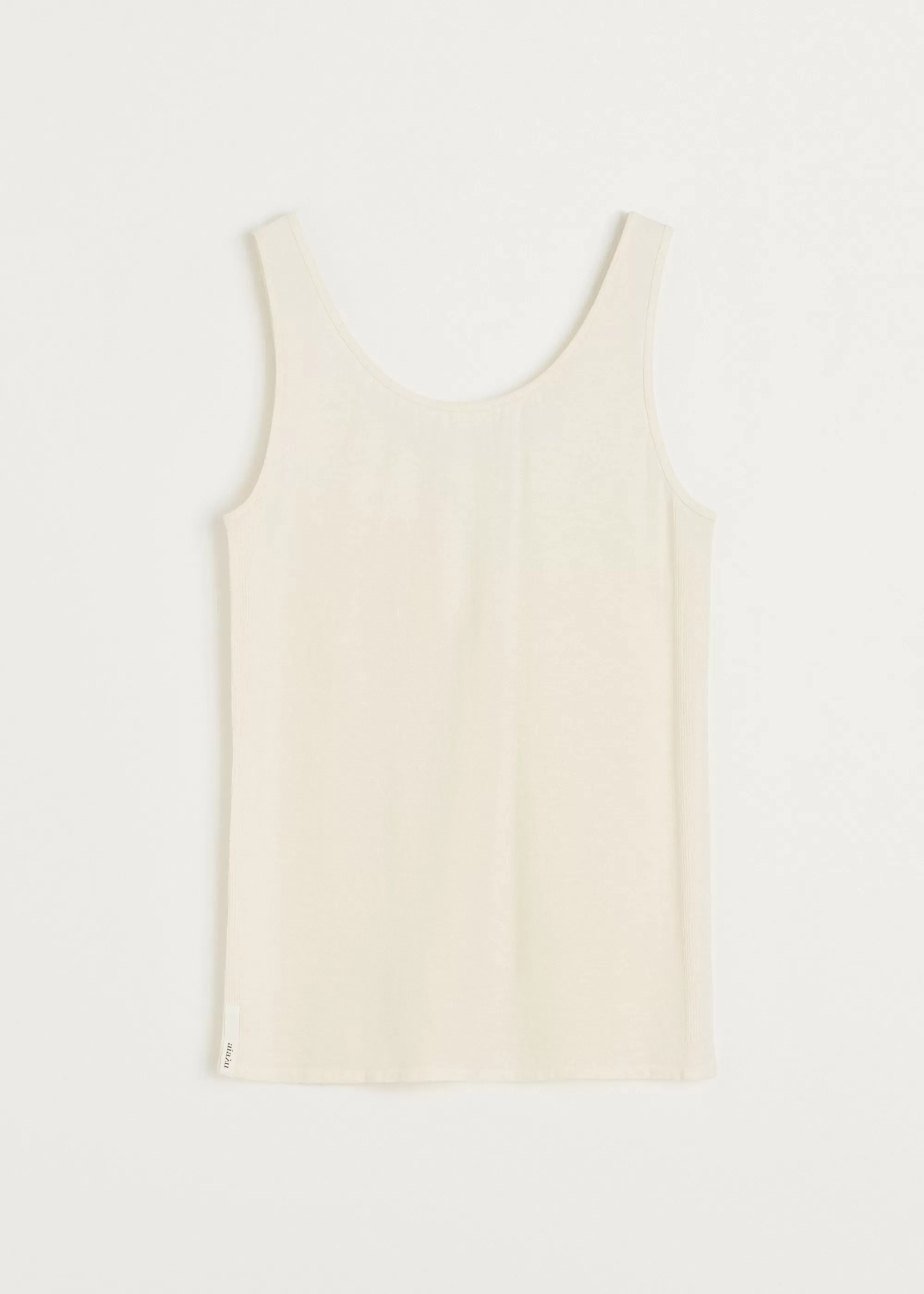 T-Shirts & Tops<aiayu Gentle cashmere tank Pure Ecru