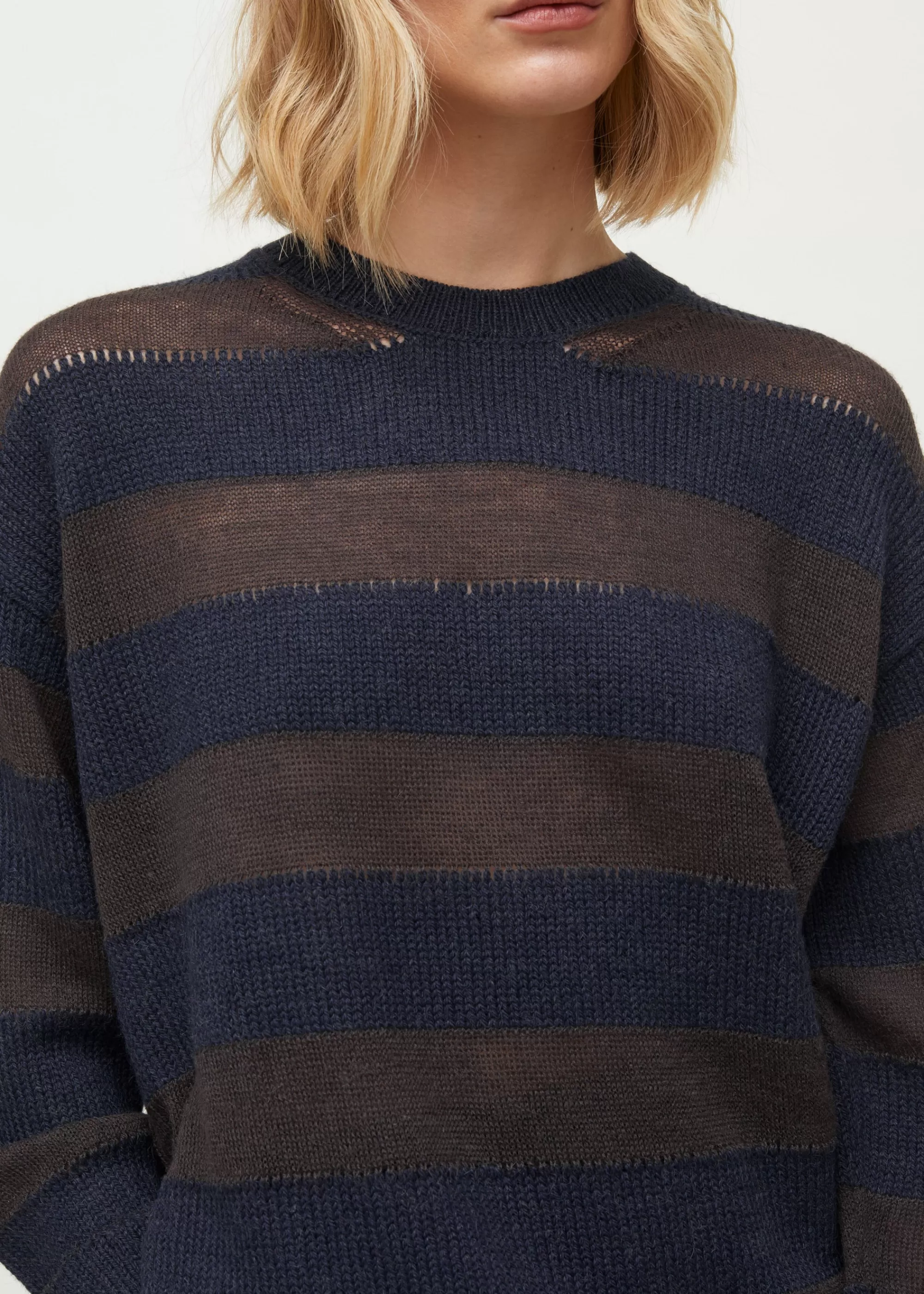 Strik<aiayu Haldis wool sweater Mix Dark Chocolate
