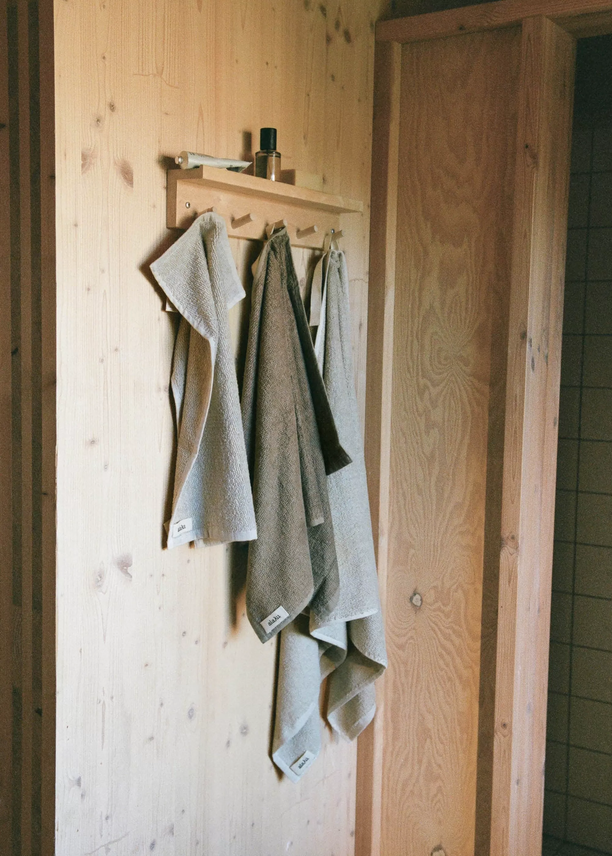 Håndklæder<aiayu Linen bath towel - 70x140 Earth